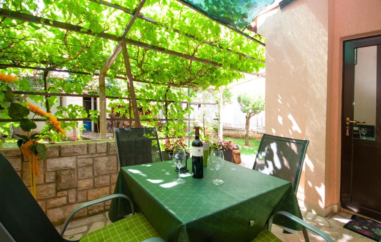 Guest House Ljubica Medulin Exterior photo