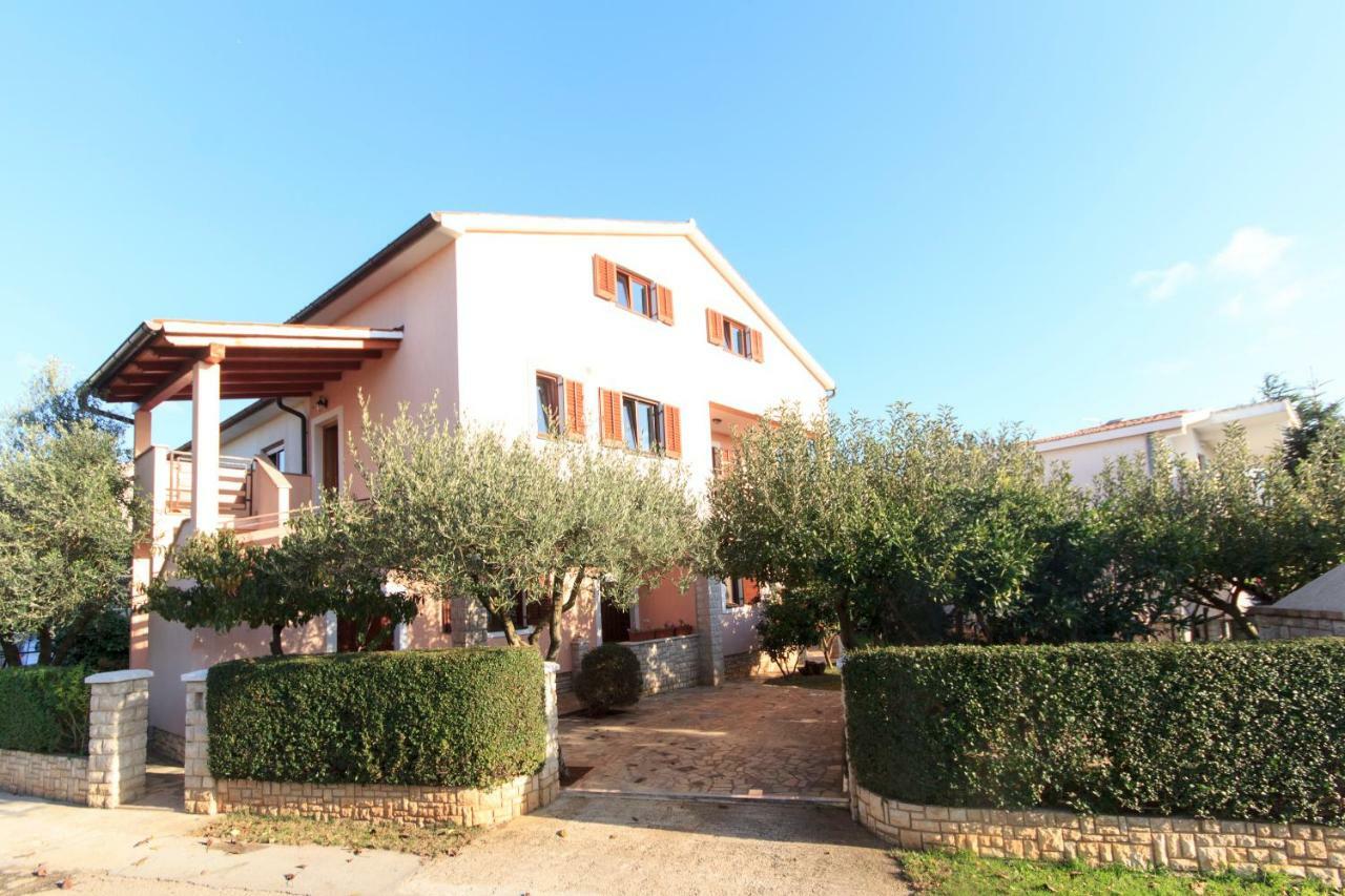 Guest House Ljubica Medulin Exterior photo