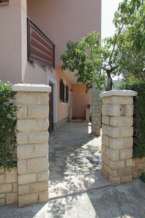 Guest House Ljubica Medulin Exterior photo
